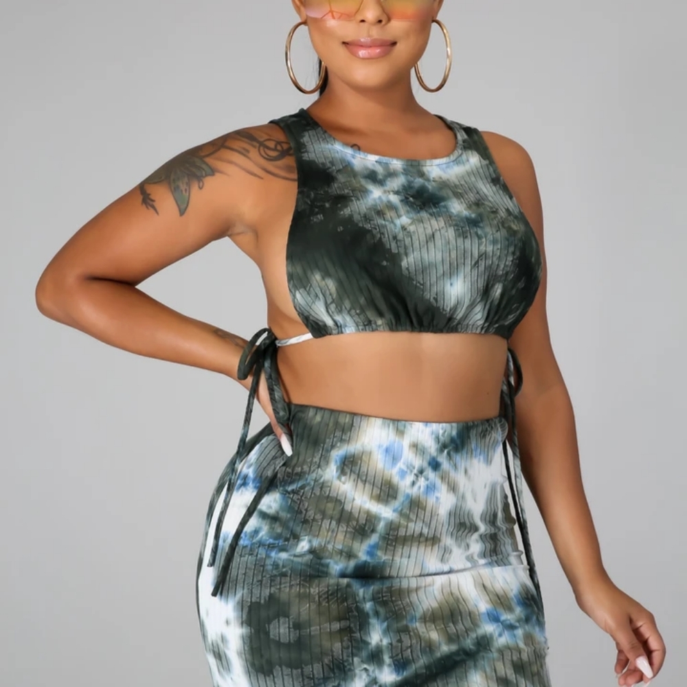 Two piece skirt set